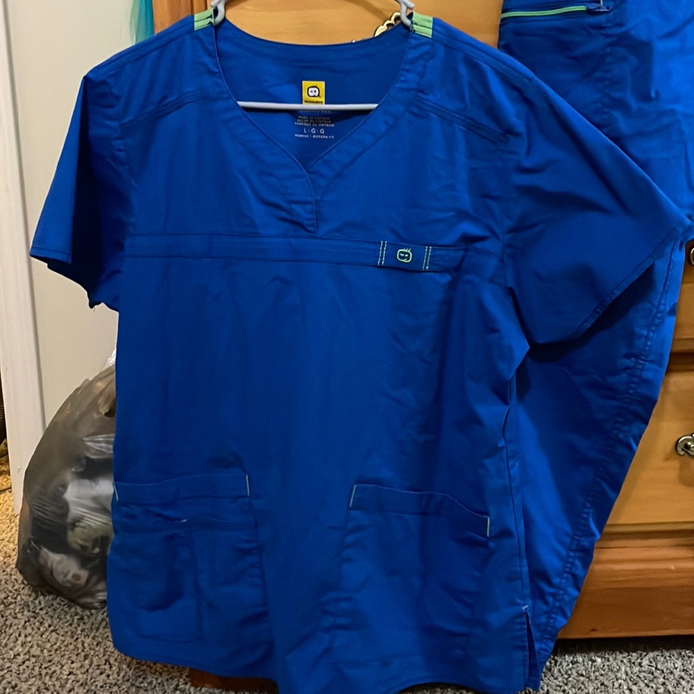 Winderwink scrubs